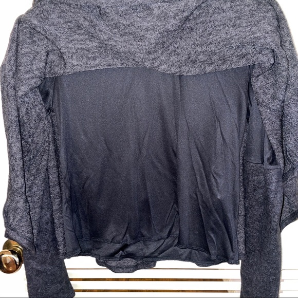 ZARA Double-layer long sleeve top - NWT - Picture 3 of 3